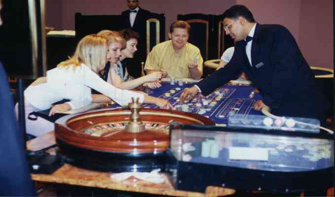 Dolphin Casino